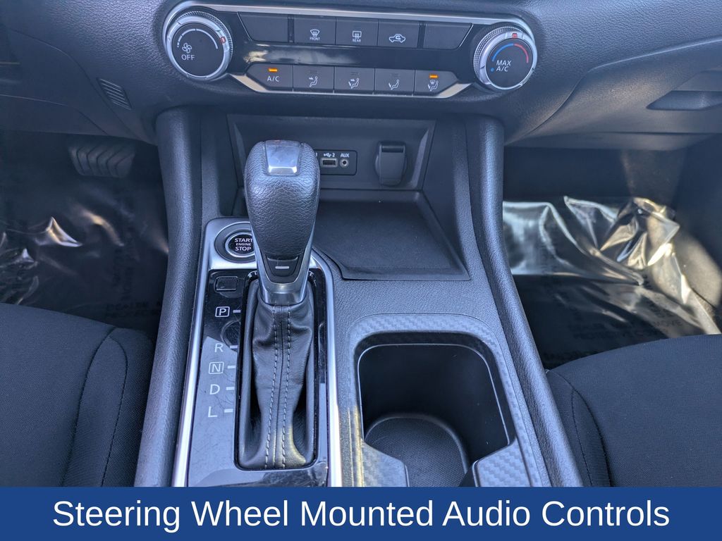 2024 Nissan Sentra SV Xtronic CVT