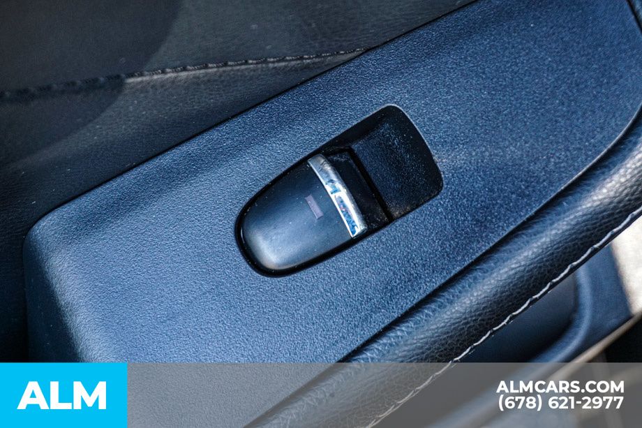 Used 2023 Black Nissan 3.5 SL image 52