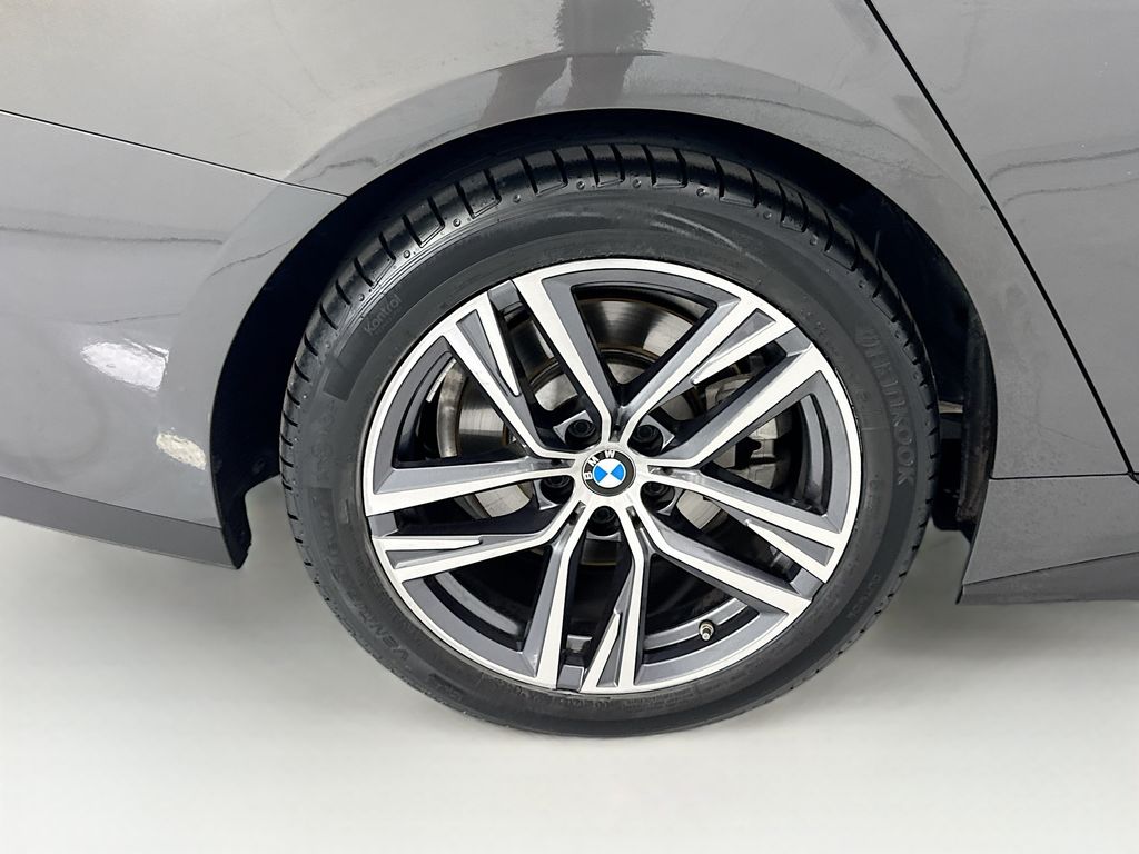 Thumbnail: 2023 BMW 4 Series - 32