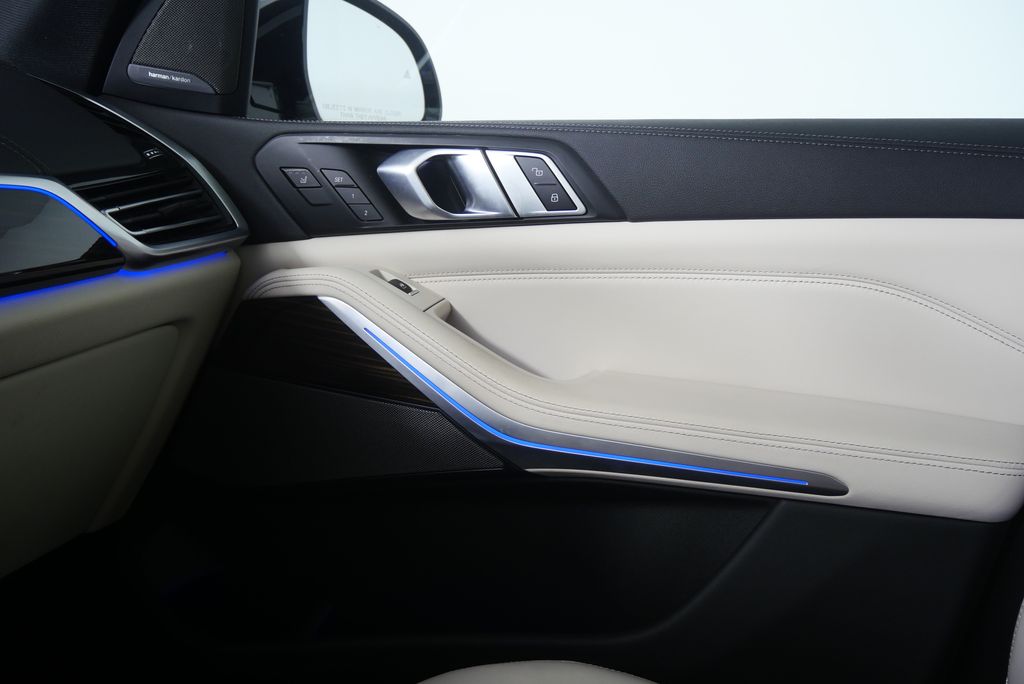 Thumbnail: 2023 BMW X5 - 26