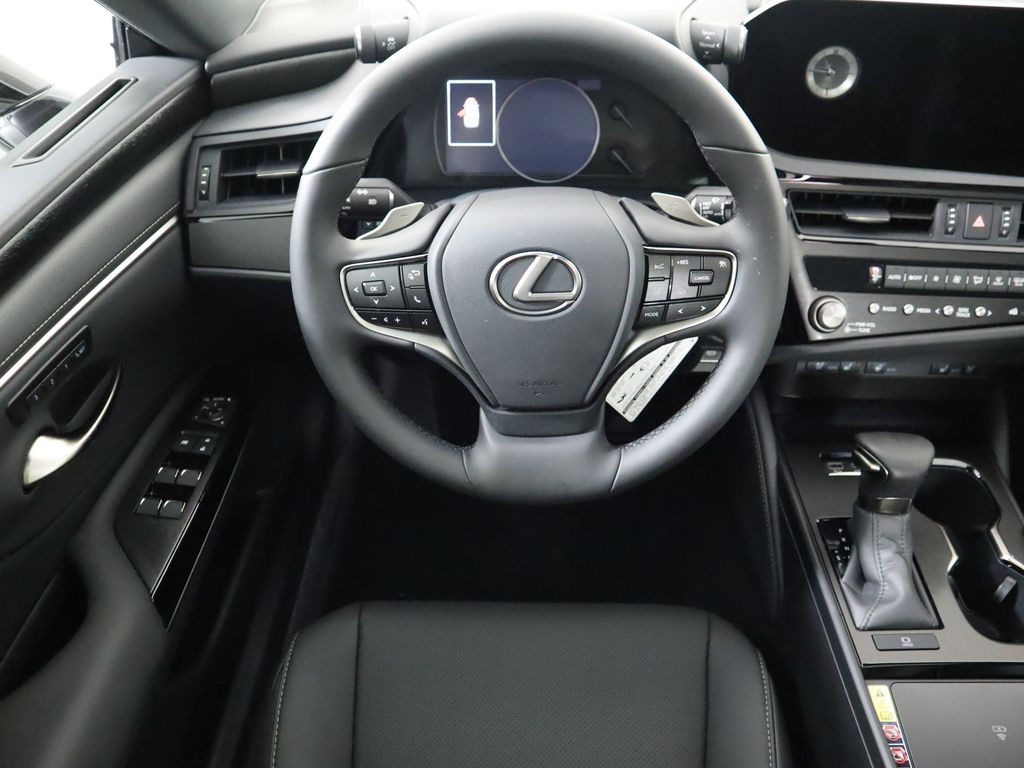 Thumbnail: 2025 Lexus ES - 11