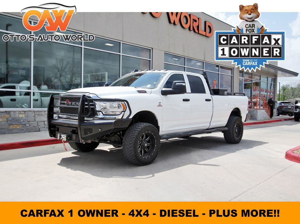 Bright White Clearcoat 2024 RAM 2500 Tradesman Crew Cab LB 4WD Pickup Truck Four-Wheel Drive 6-Speed Automatic