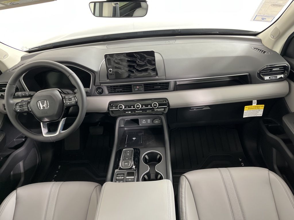 2025 Honda Pilot Touring 20