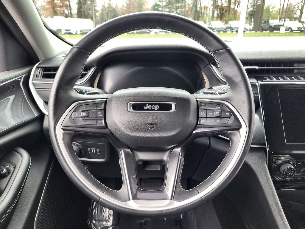 2021 Jeep Grand Cherokee L Laredo 14