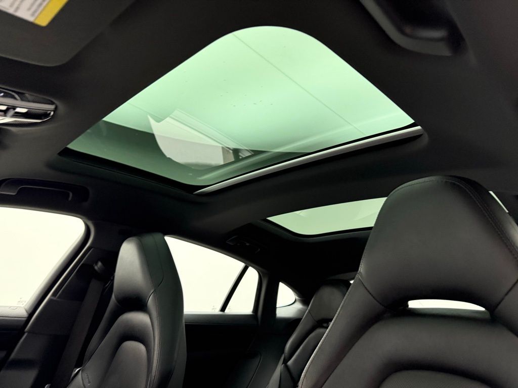 2021 Porsche Panamera 4 20
