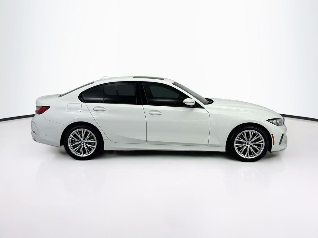Thumbnail: 2023 BMW 3 Series - 4