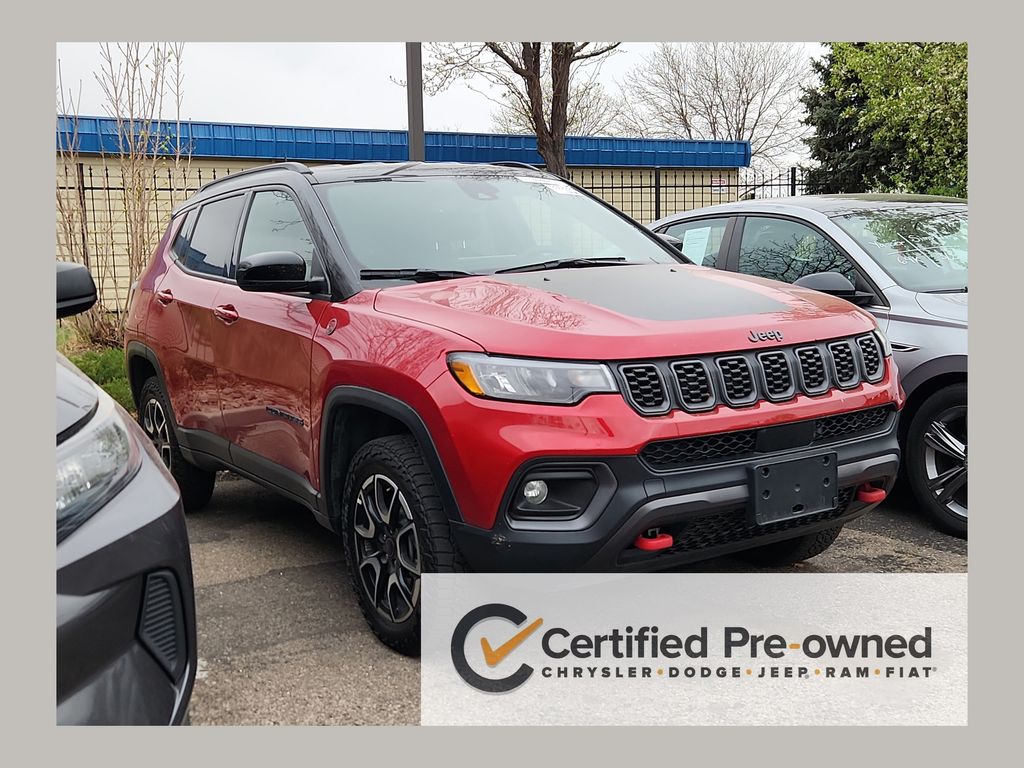 Red Hot Pearlcoat 2025 Jeep Compass Trailhawk 4WD SUV / Crossover Four-Wheel Drive 8-Speed Automatic