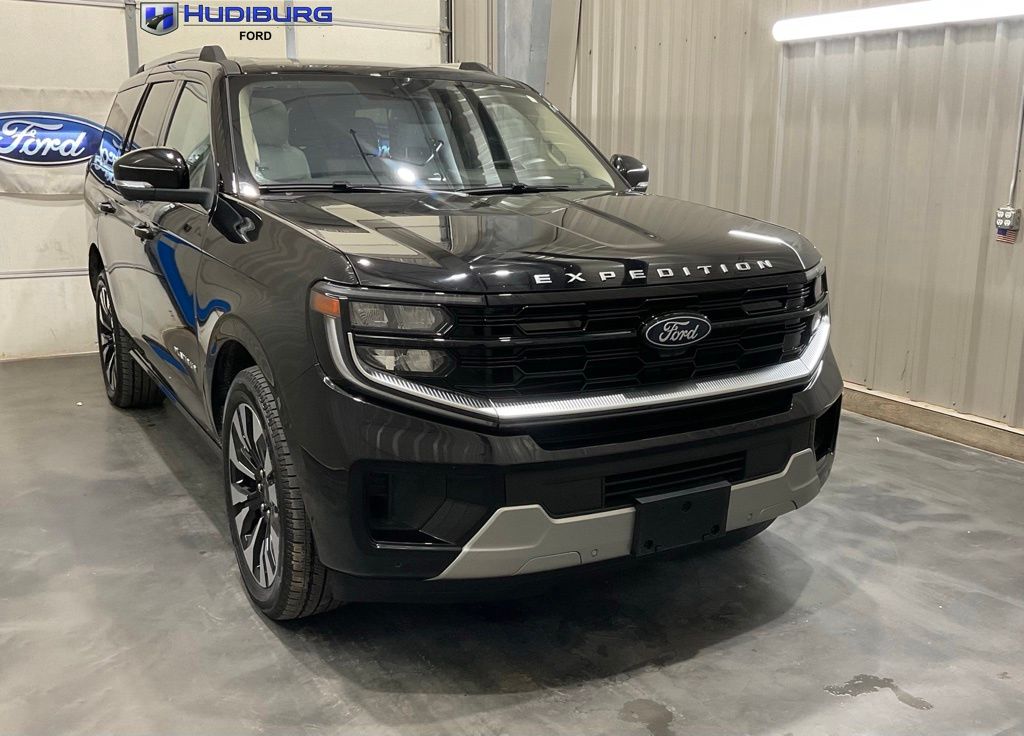 Black Metallic 2025 Ford Expedition SUV / Crossover Four-Wheel Drive Automatic