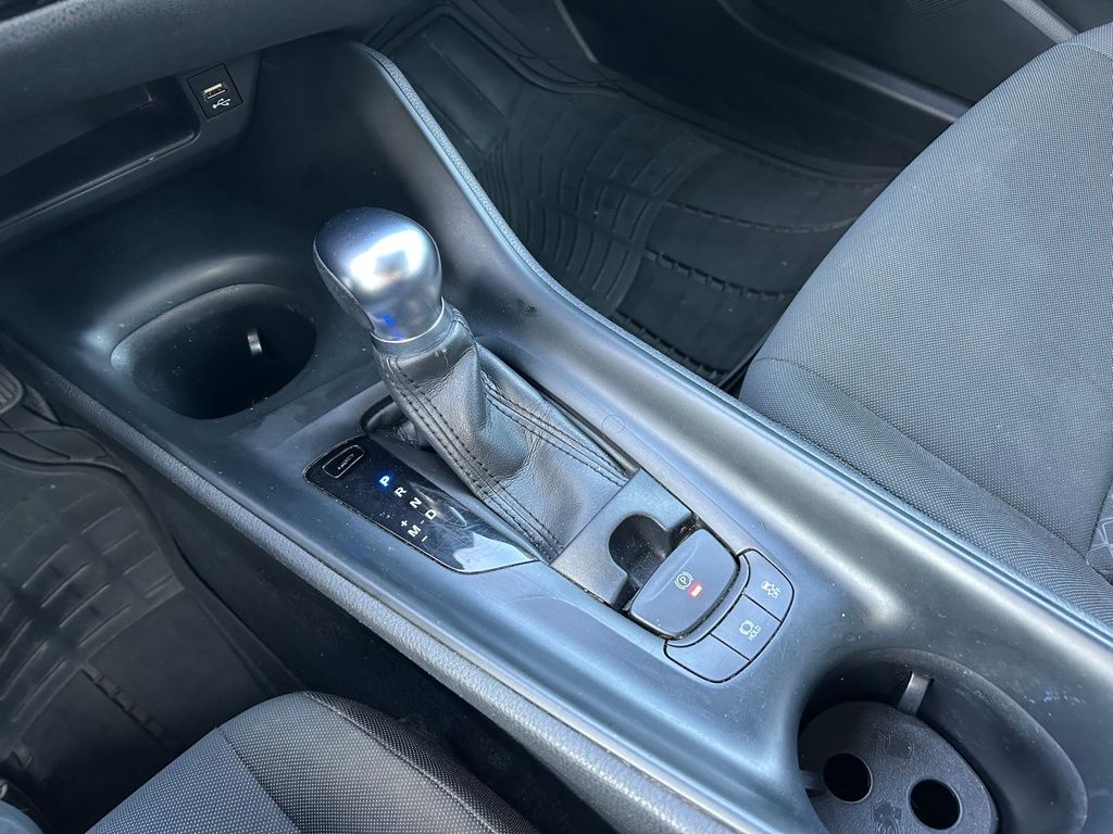 Thumbnail: 2021 Toyota C-HR - 25