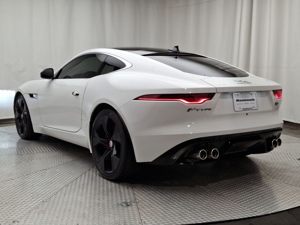 2023 Jaguar F-Type  6