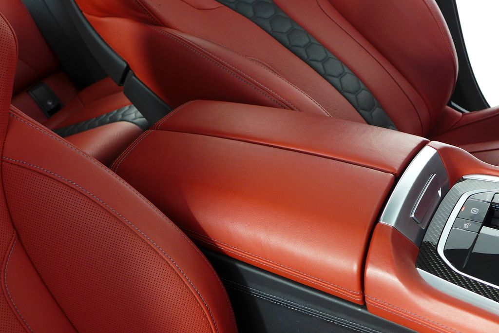 Thumbnail: 2023 BMW X6 - 16