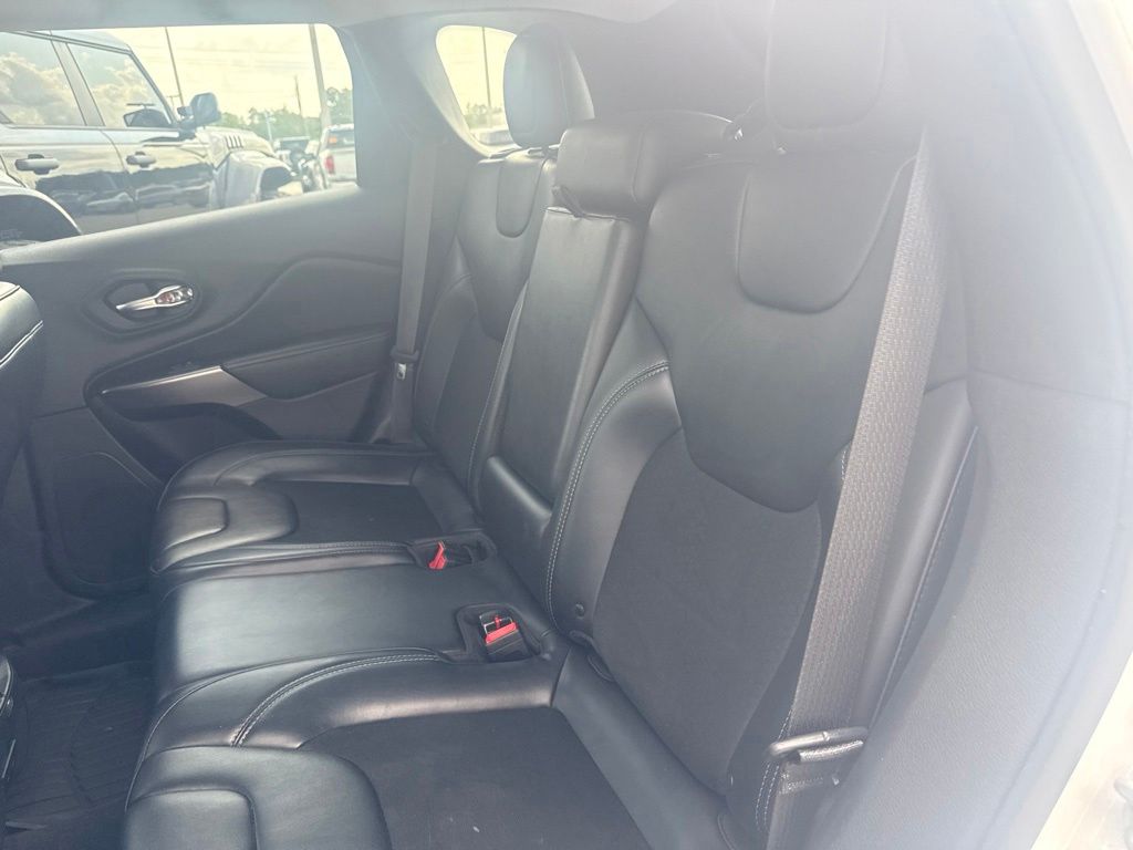 2019 Jeep Cherokee Latitude Plus FWD