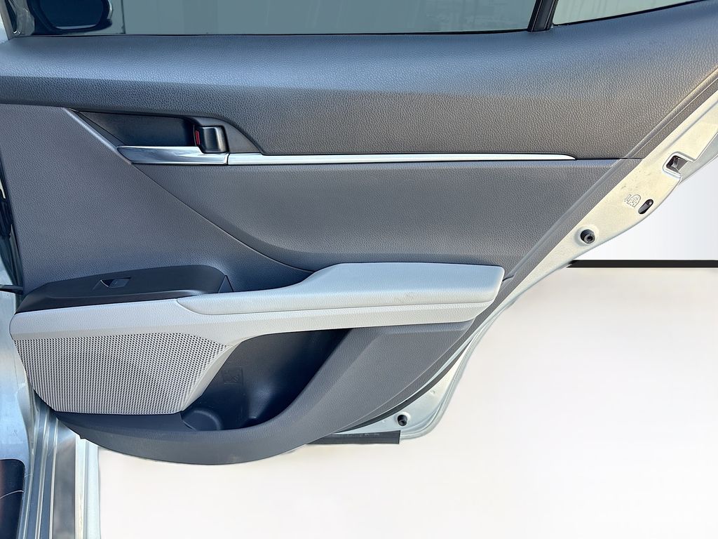 Thumbnail: 2023 Toyota Camry - 26