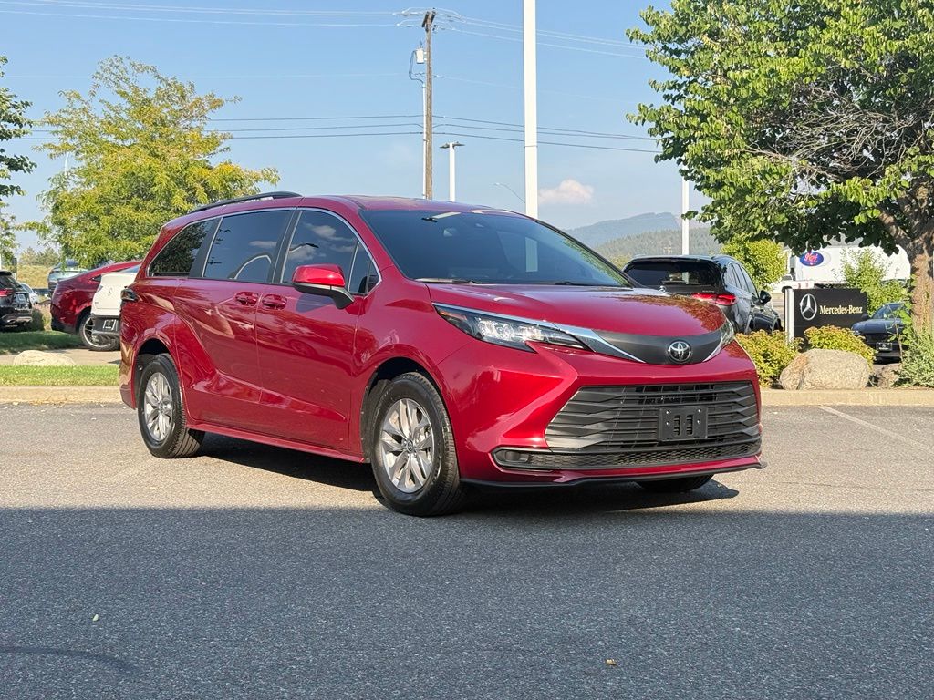 Red (Ruby Flare Pearl) 2026 Toyota Sienna Minivan Front-Wheel Drive Continuously Variable Transmission