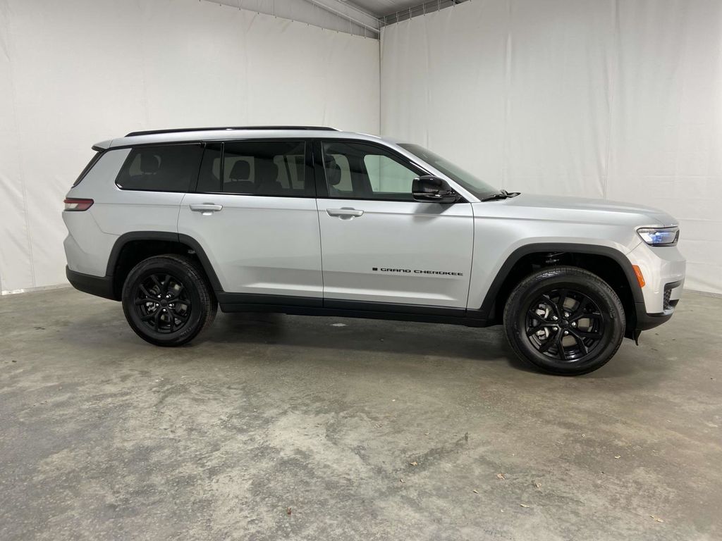 New 2025 Jeep Grand Cherokee L Altitude X New 2025 Jeep Grand Cherokee L Altitude X