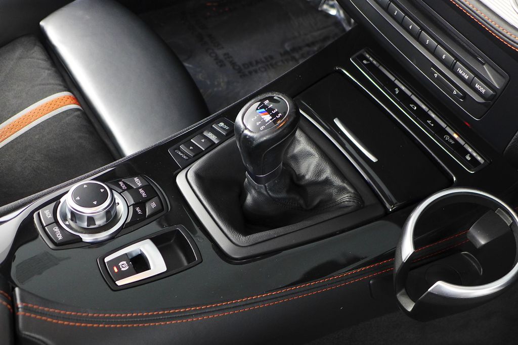 Thumbnail: 2014 BMW Z4 - 21