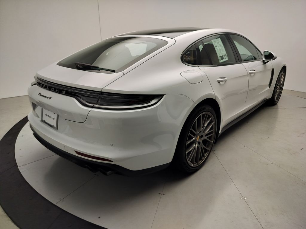 Thumbnail: 2023 Porsche Panamera - 5