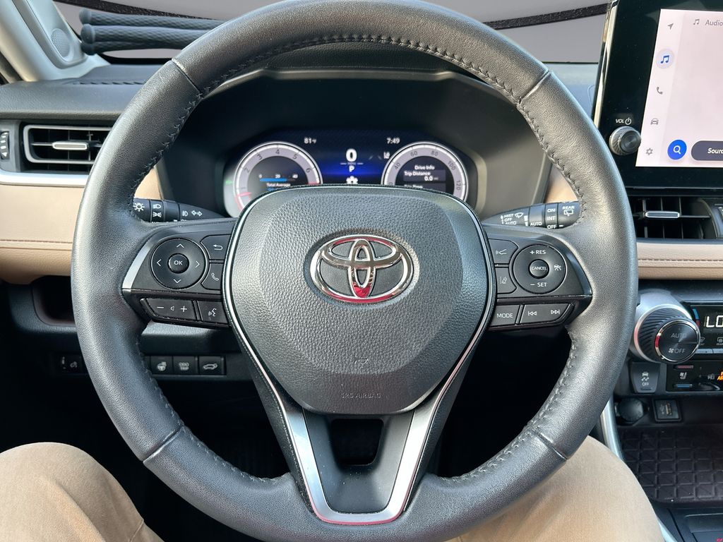 Thumbnail: 2024 Toyota RAV4 - 16