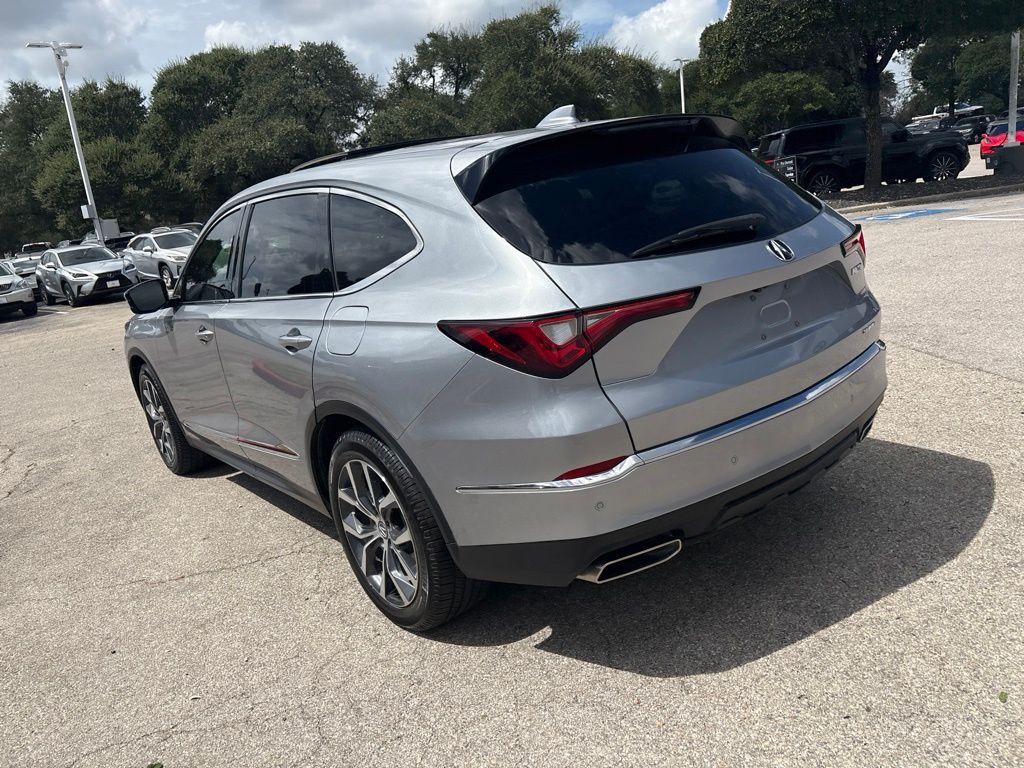 Thumbnail: 2022 Acura MDX - 3