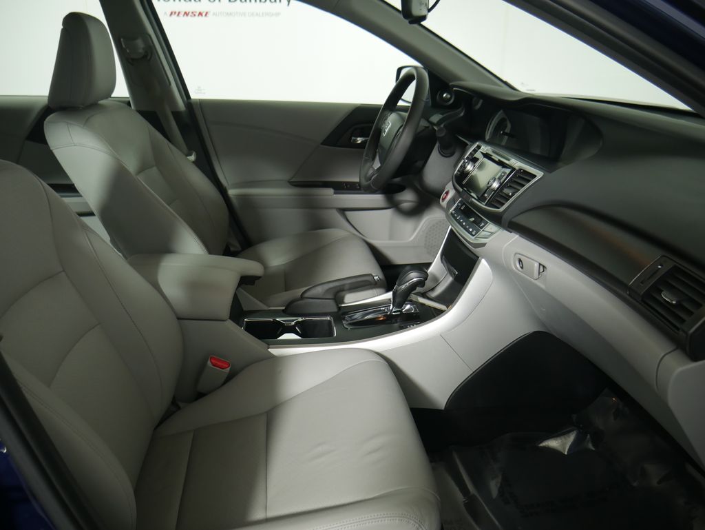 Thumbnail: 2015 Honda Accord - 6