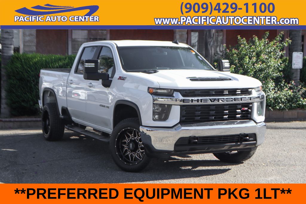 Summit White 2020 Chevrolet Silverado 2500HD Pickup Truck Four-Wheel Drive Automatic