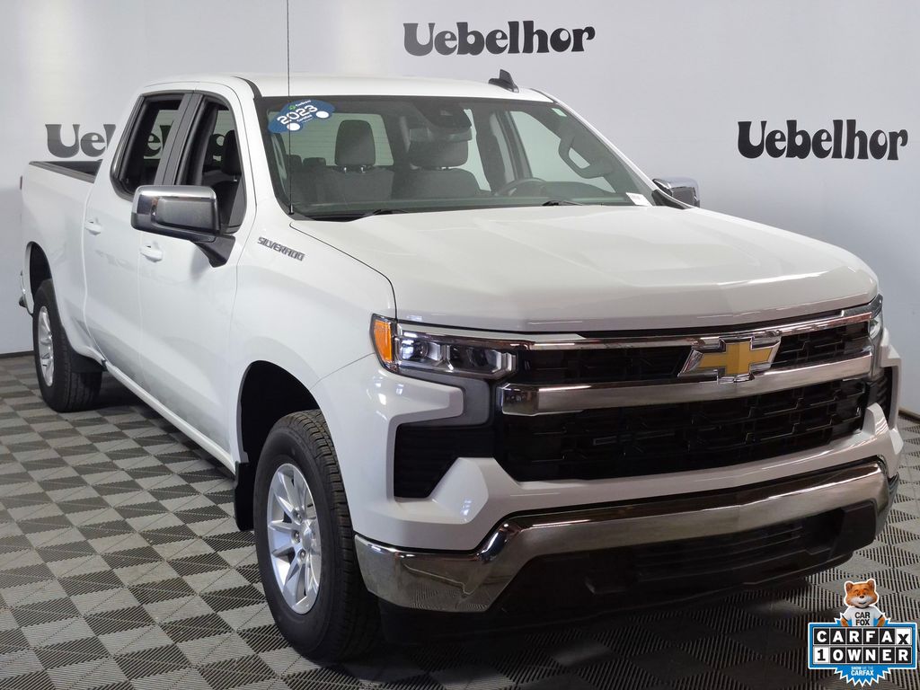 Summit White 2023 Chevrolet Silverado 1500 LT Crew Cab RWD Pickup Truck 4X2 8-Speed Automatic