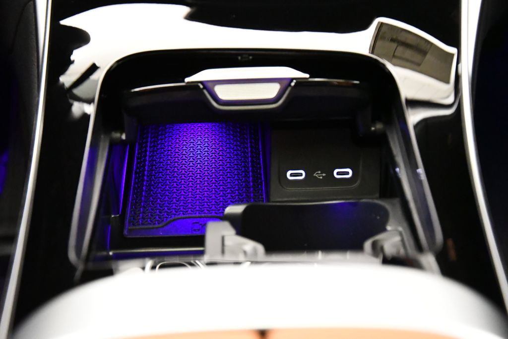 Thumbnail: 2025 Mercedes-Benz C-Class - 29