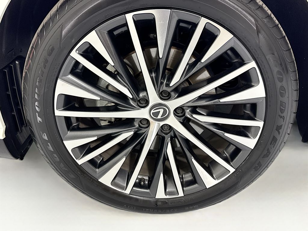 Thumbnail: 2024 Lexus RX - 31