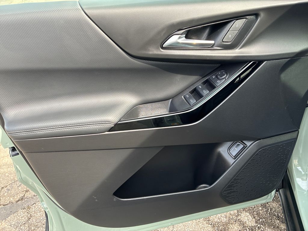 2025 Chevrolet Equinox LT Green at Klick Lewis Buick Chevrolet