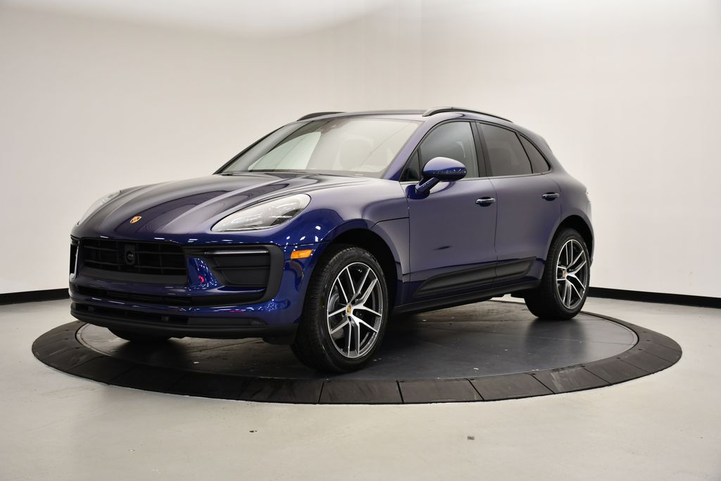 Thumbnail: 2025 Porsche Macan - 1