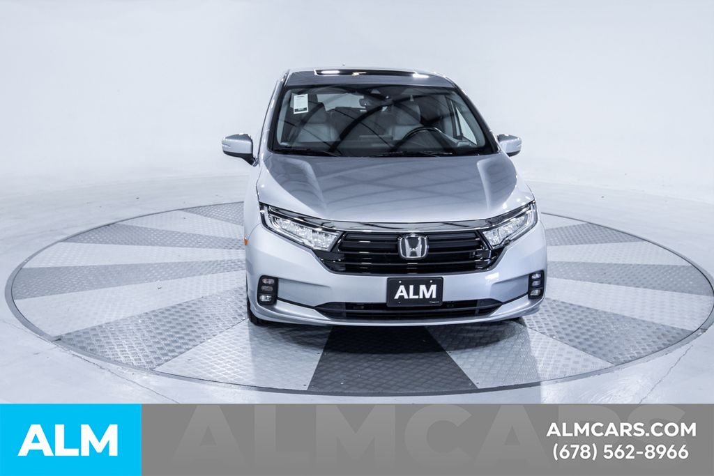 Used 2024 Blue Honda EX-L image 15