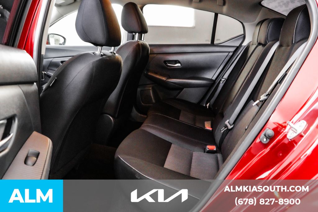 2020 Nissan Sentra SV photo 16
