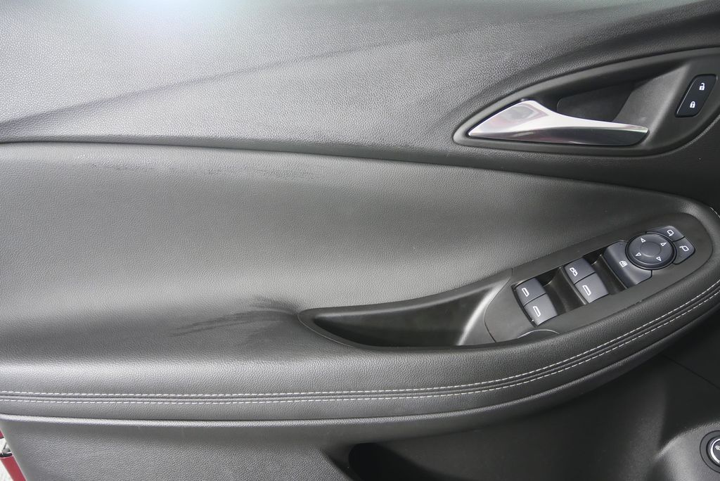 Thumbnail: 2023 Buick Encore GX - 8
