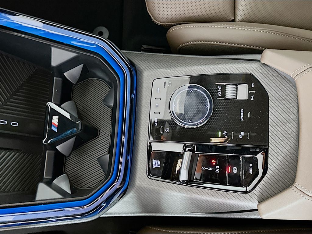 Thumbnail: 2026 BMW X3 - 15