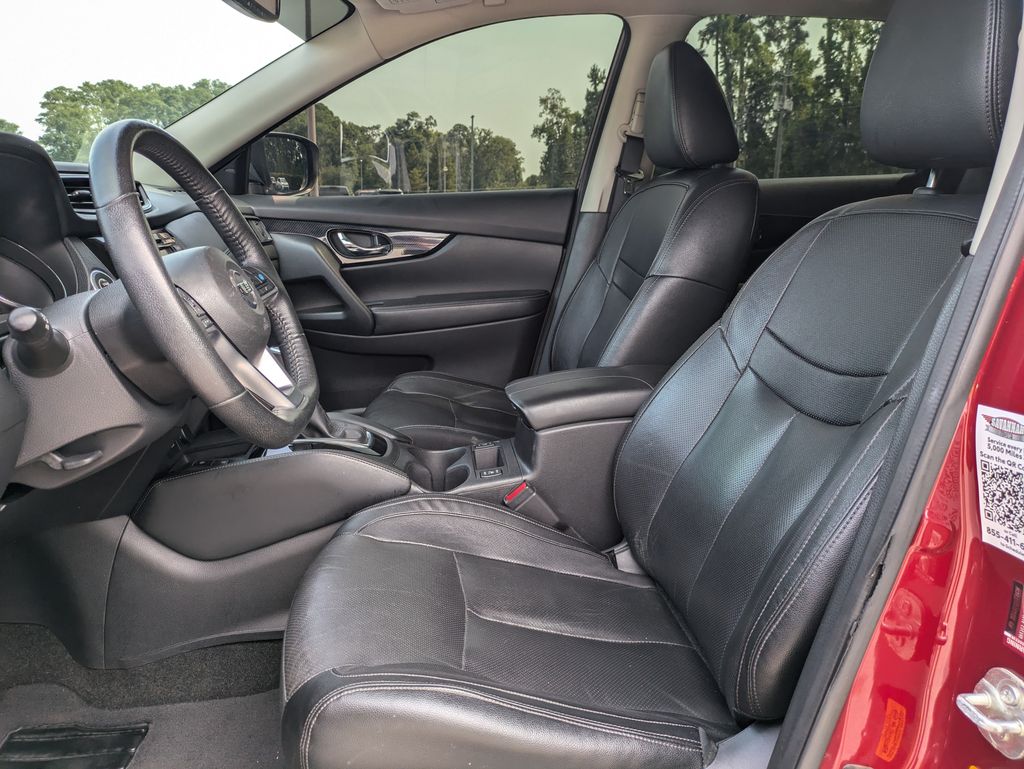 Used 2020 Nissan Rogue SUV
