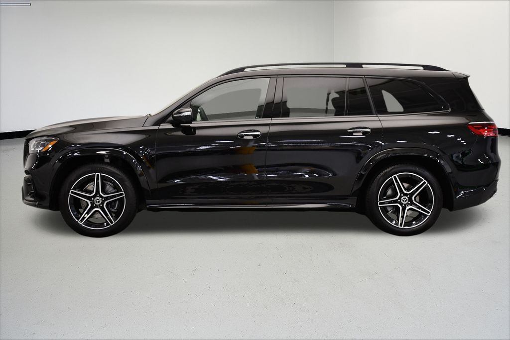 Thumbnail: 2025 Mercedes-Benz GLS - 2