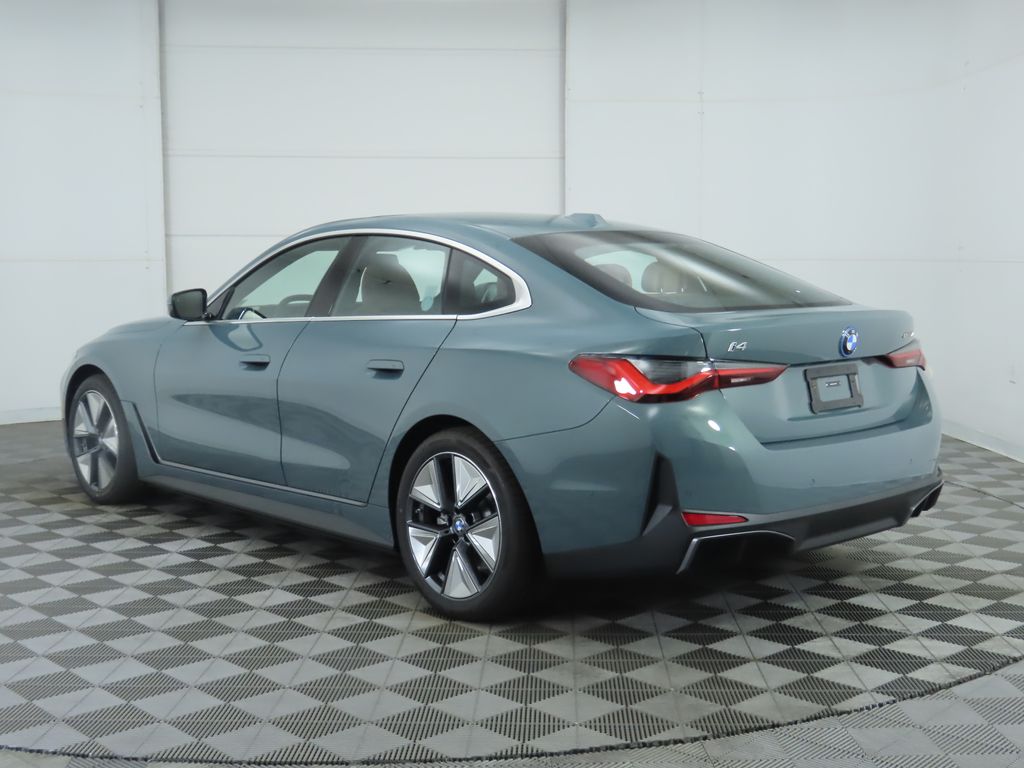 Thumbnail: 2025 BMW i4 - 7