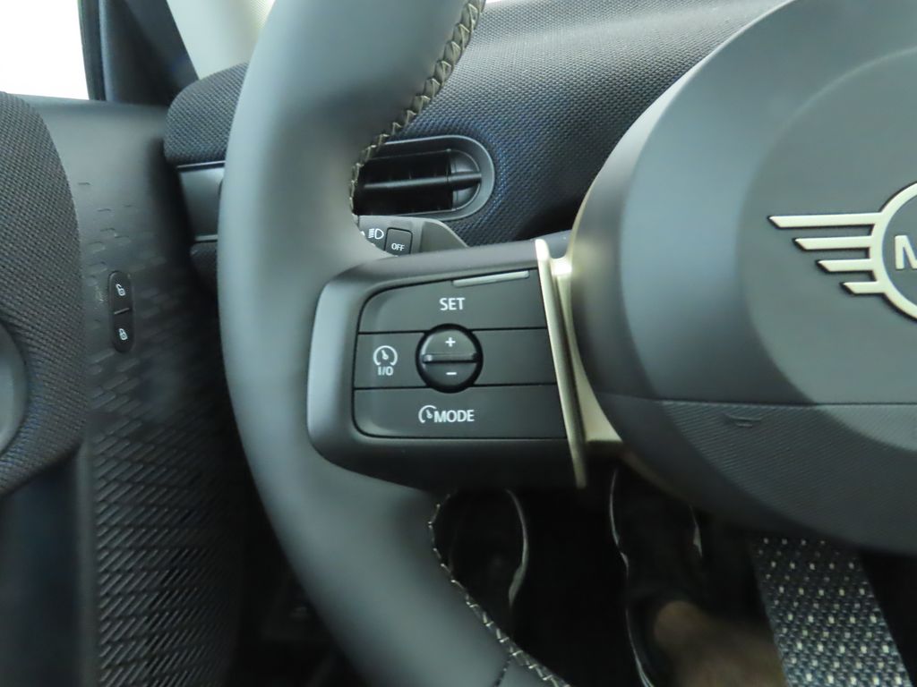 Thumbnail: 2025 MINI Cooper - 11