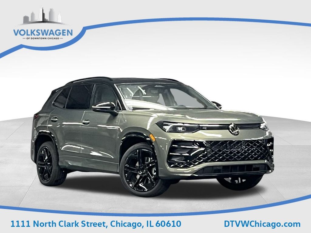 2026 Volkswagen Tiguan SE R-LINE BLACK's photo