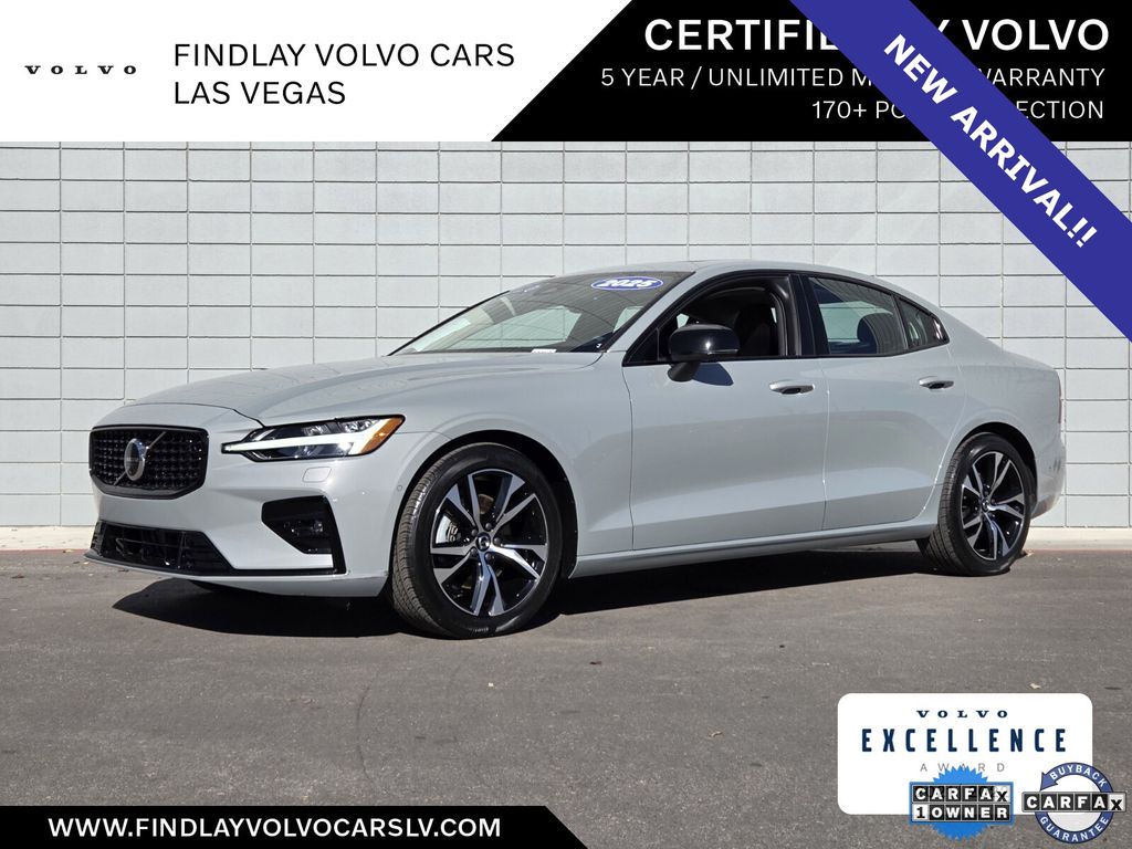 2025 Volvo S60 B5 Plus FWD