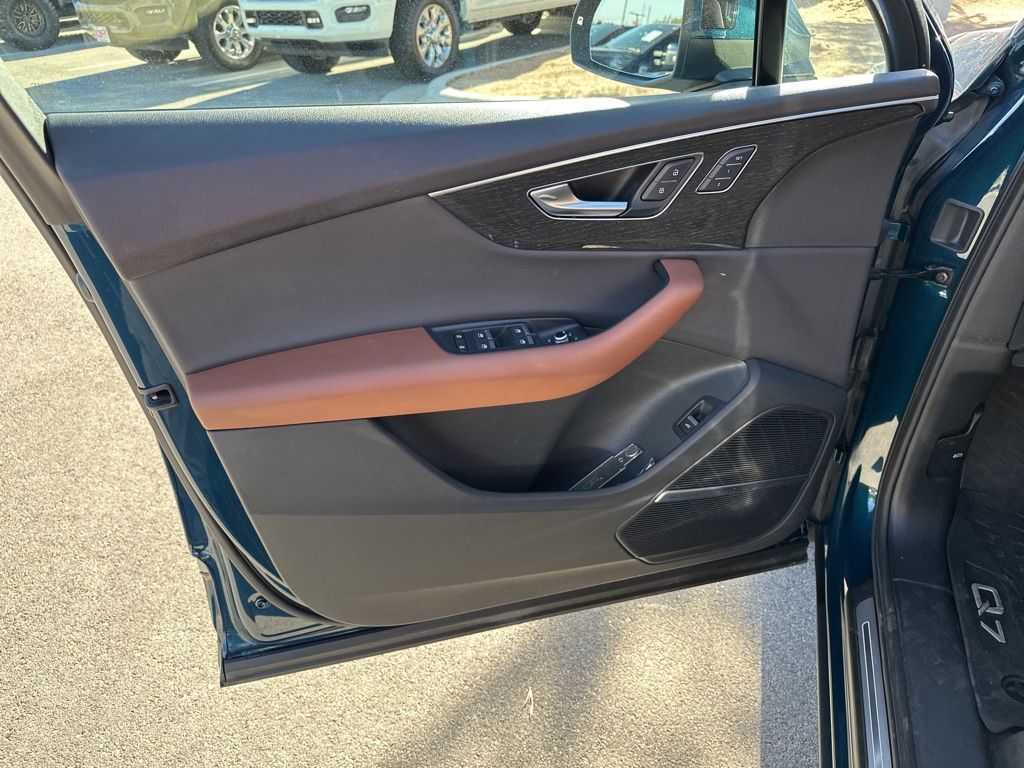 Used Car 2021 Audi Q7  For Sale Under $35,000 In Austin, Texas