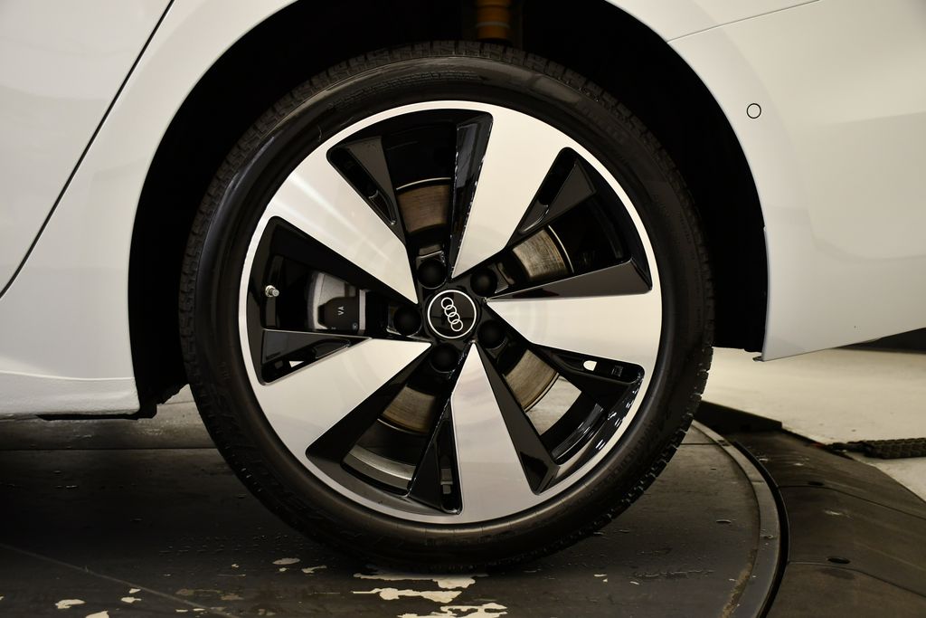 Thumbnail: 2025 Audi A5 - 14