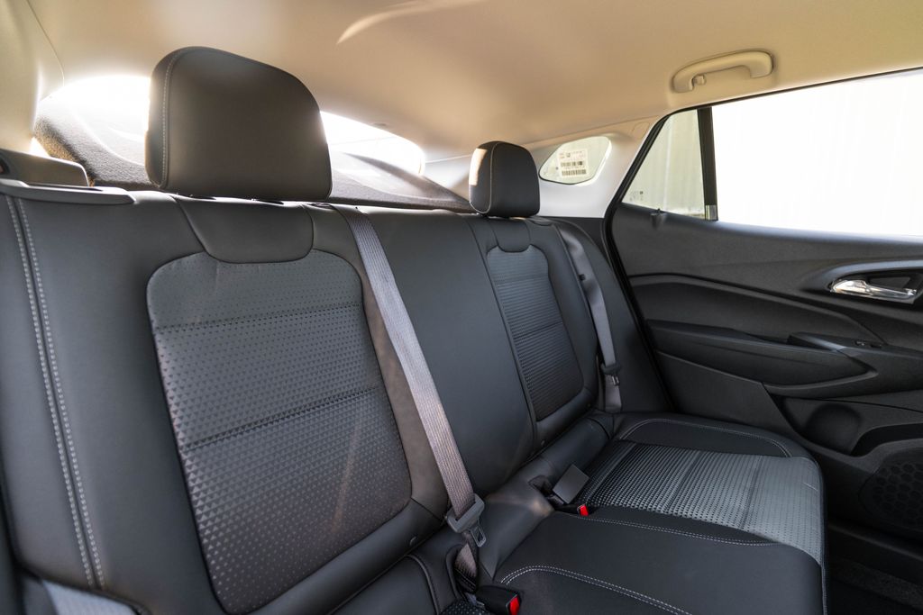 2026 Chevrolet Trax LT - Photo 29