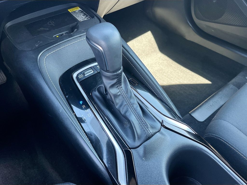 Used 2025 Gray Toyota SE image 16