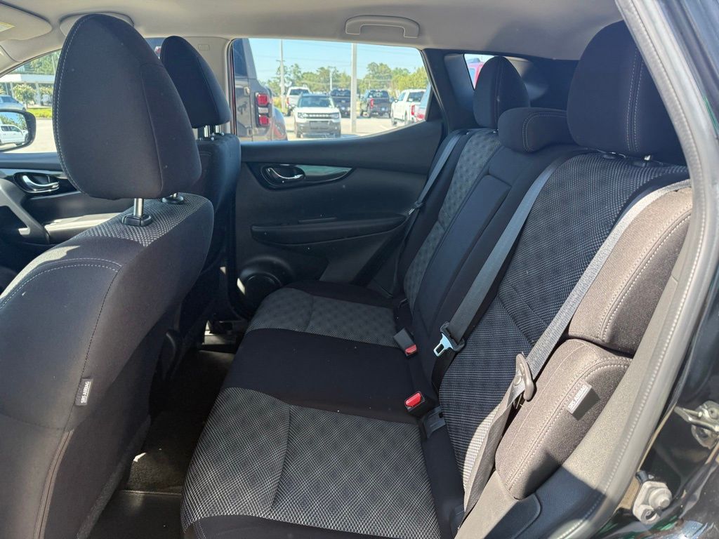 2020 Nissan Rogue Sport SV