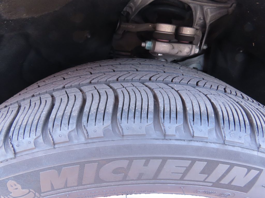 Thumbnail: 2018 Porsche Macan - 9