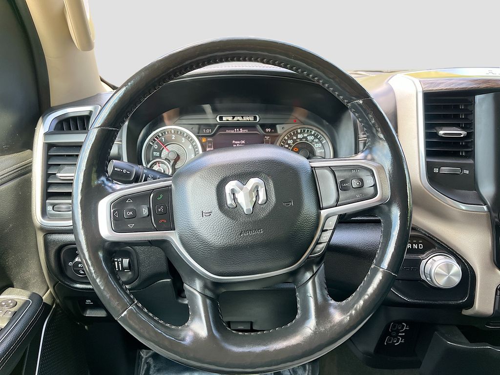 Used 2020 Black Ram Laramie image 11