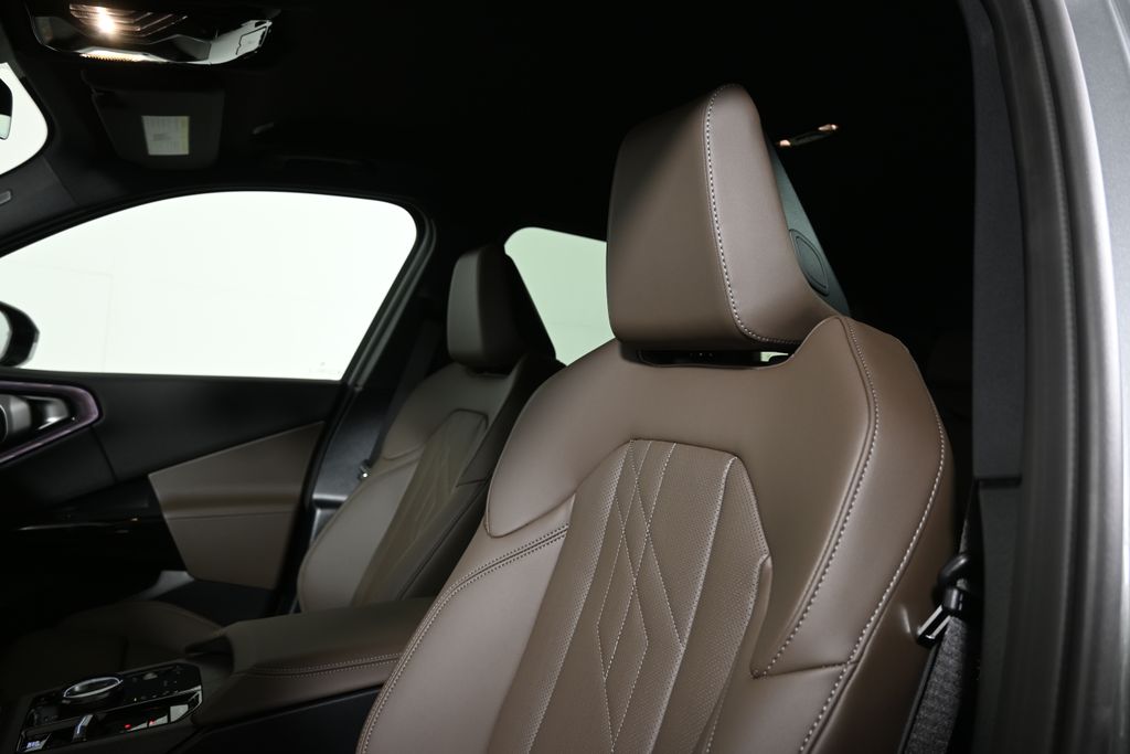 Thumbnail: 2026 BMW X3 - 16