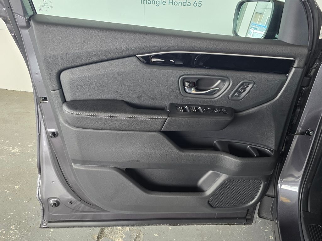 Thumbnail: 2026 Honda Passport - 23