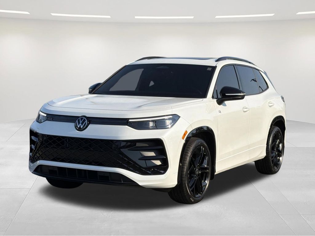 Opal White Pearl 2025 Volkswagen Tiguan SE R-Line Black FWD SUV / Crossover Front-Wheel Drive 8-Speed Automatic